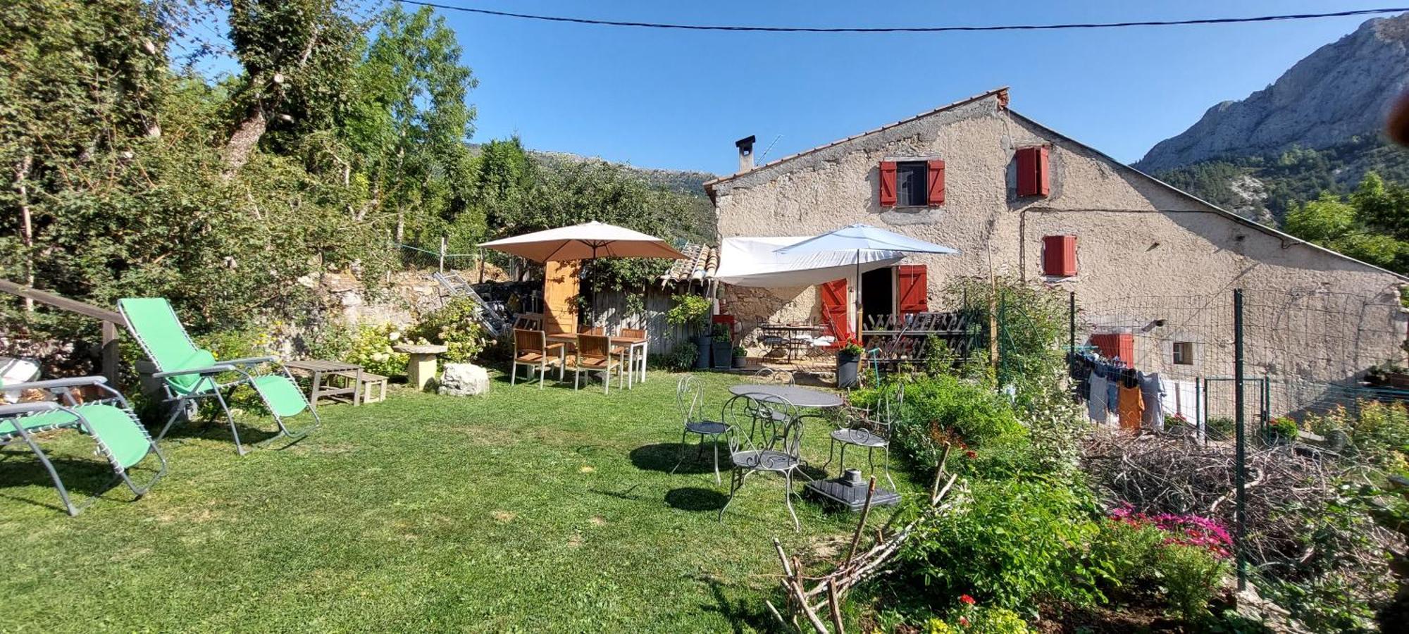 Bed and Breakfast La Fischaumiere à Soleilhas Extérieur photo